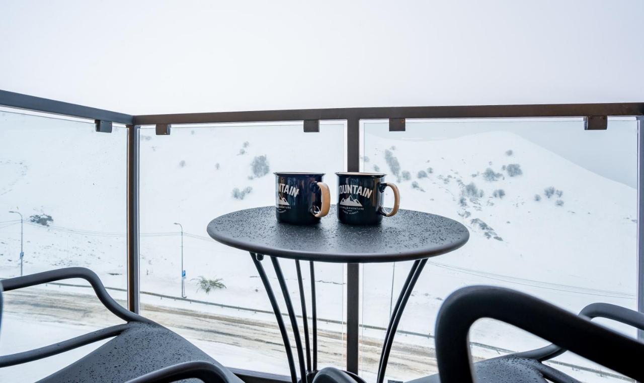 Gudauri Mountain Views Apartment ภายนอก รูปภาพ